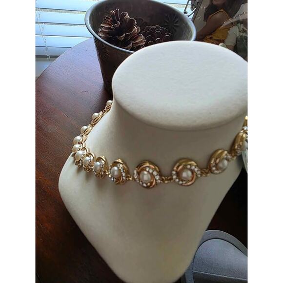 NEW Charter Club Gold-Tone Pavé & Imitation Pearl All-Around Collar Necklace. - Picture 5 of 5